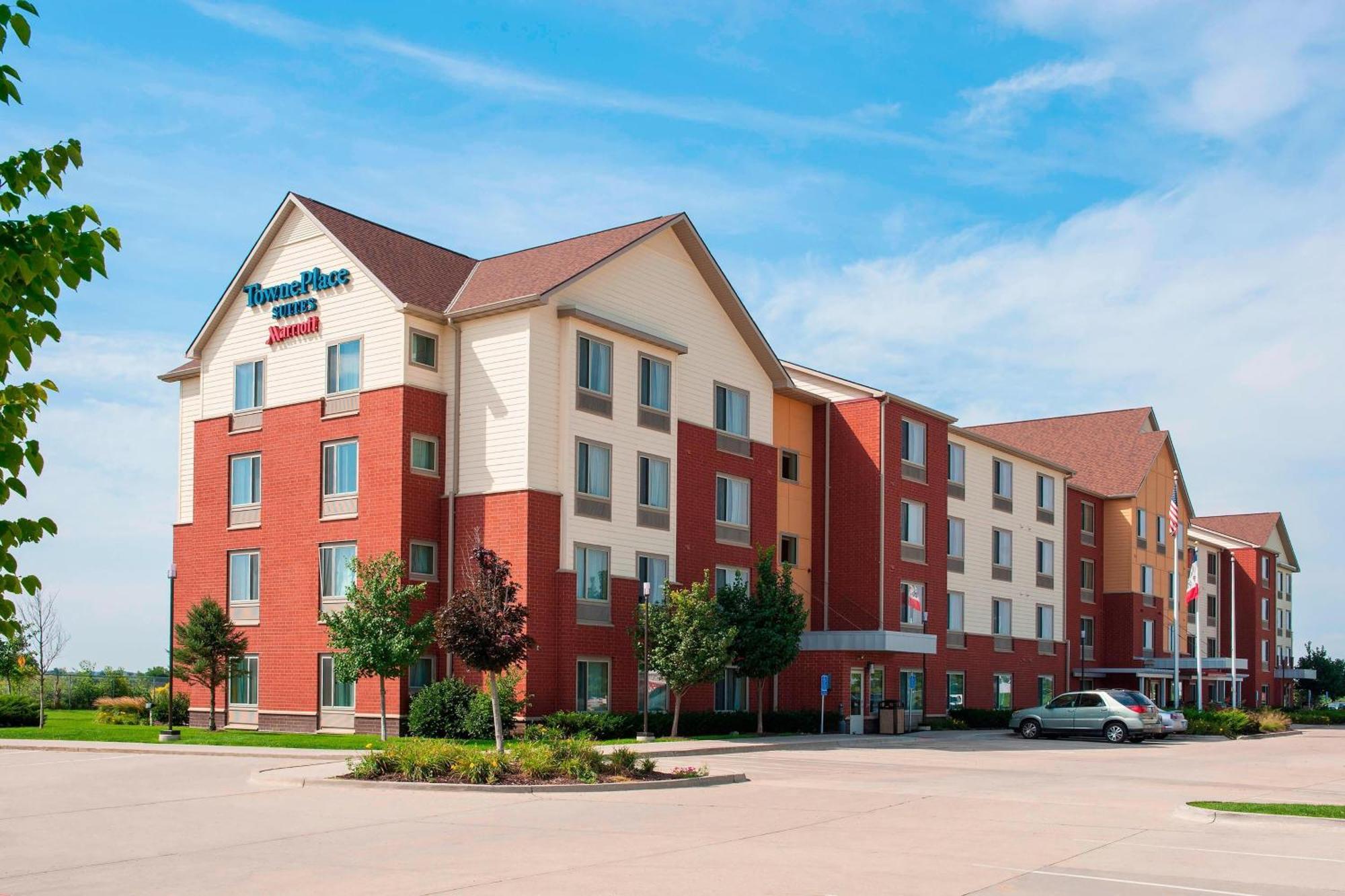 Towneplace Suites Des Moines Urbandale Johnston Exterior photo